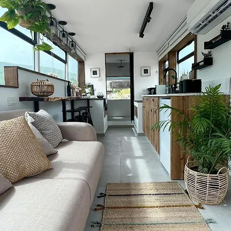 Hotel Leobus-לאו באס à Menaẖemya Extérieur photo