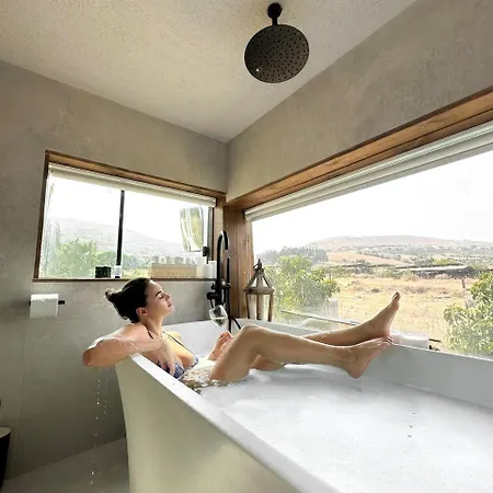 Hotel Leobus-לאו באס à Menaẖemya Extérieur photo