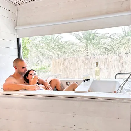 Hotel Leobus-לאו באס à Menaẖemya Extérieur photo